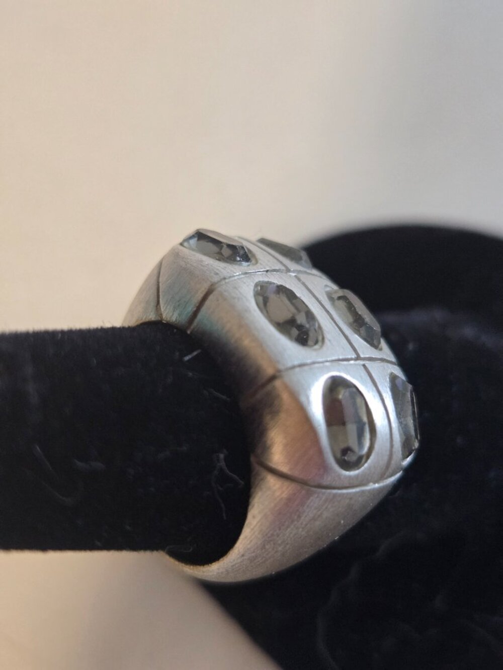 Designer Mixed Metal & Crystal Ring - Picture 7 of 7